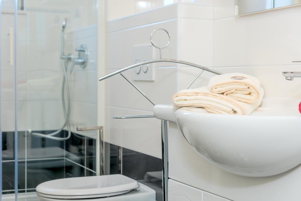 Apartment Antonio Baska Voda Luaran gambar