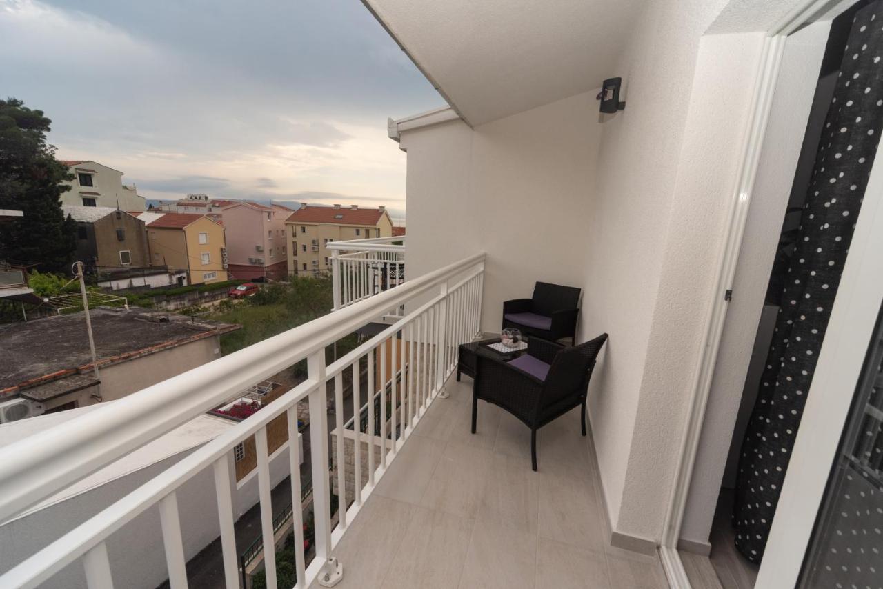 Apartment Antonio Baska Voda Luaran gambar